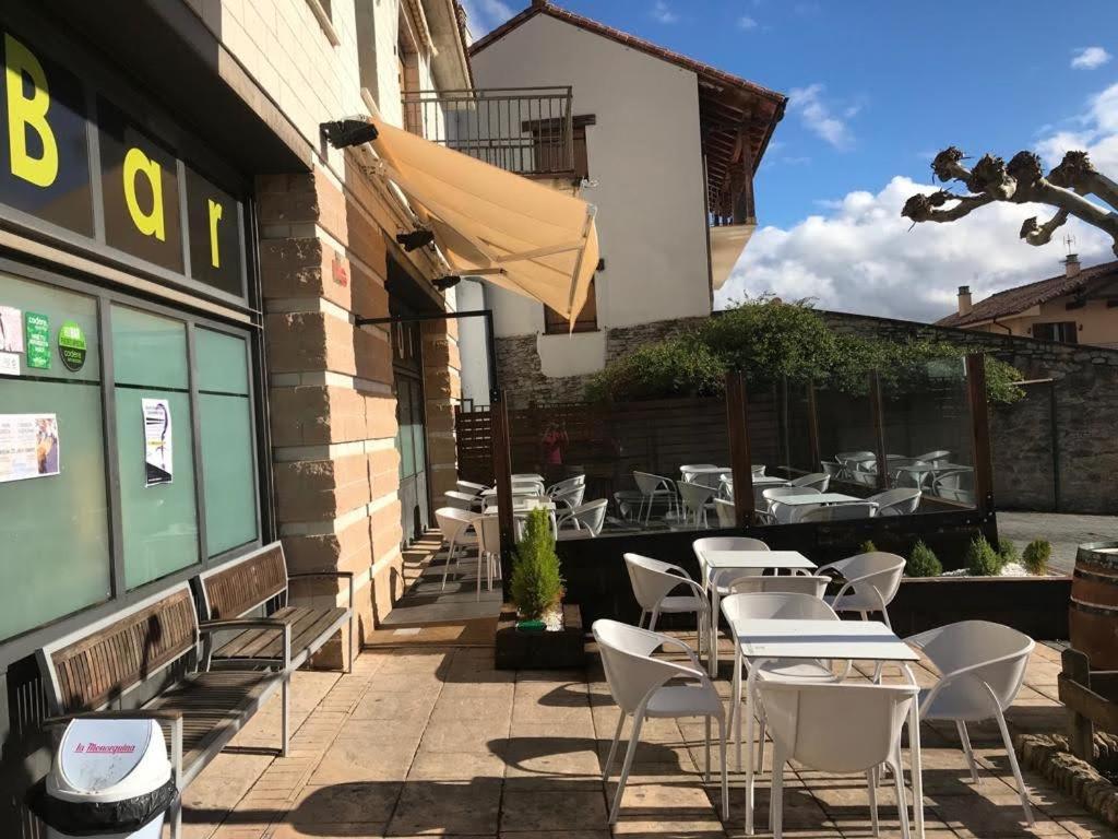 Hostal Ardoi Zizur Mayor Exterior photo