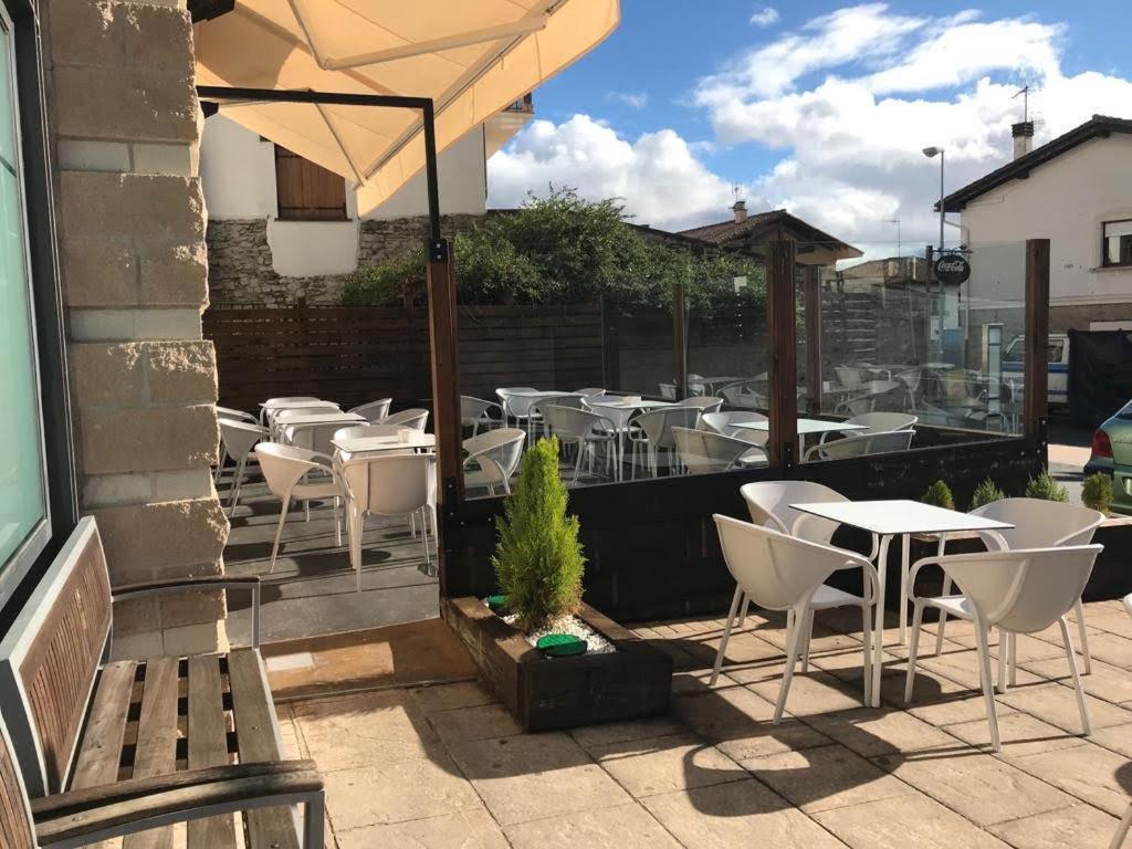 Hostal Ardoi Zizur Mayor Exterior photo