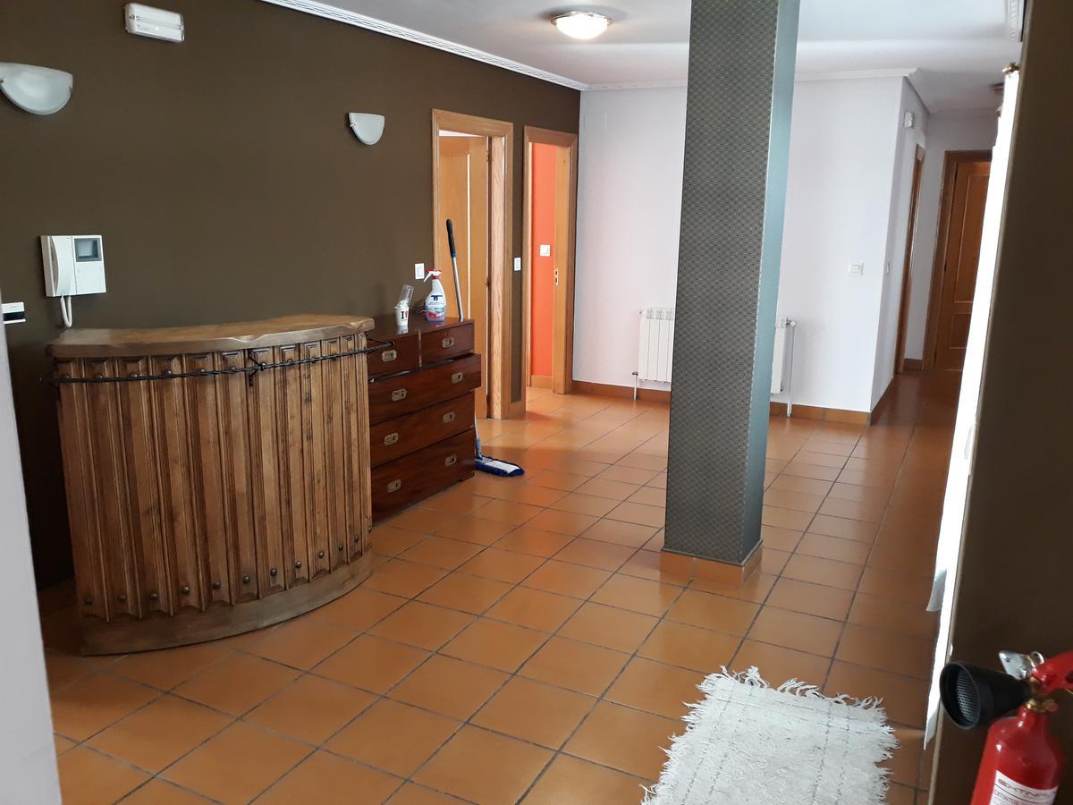 Hostal Ardoi Zizur Mayor Exterior photo