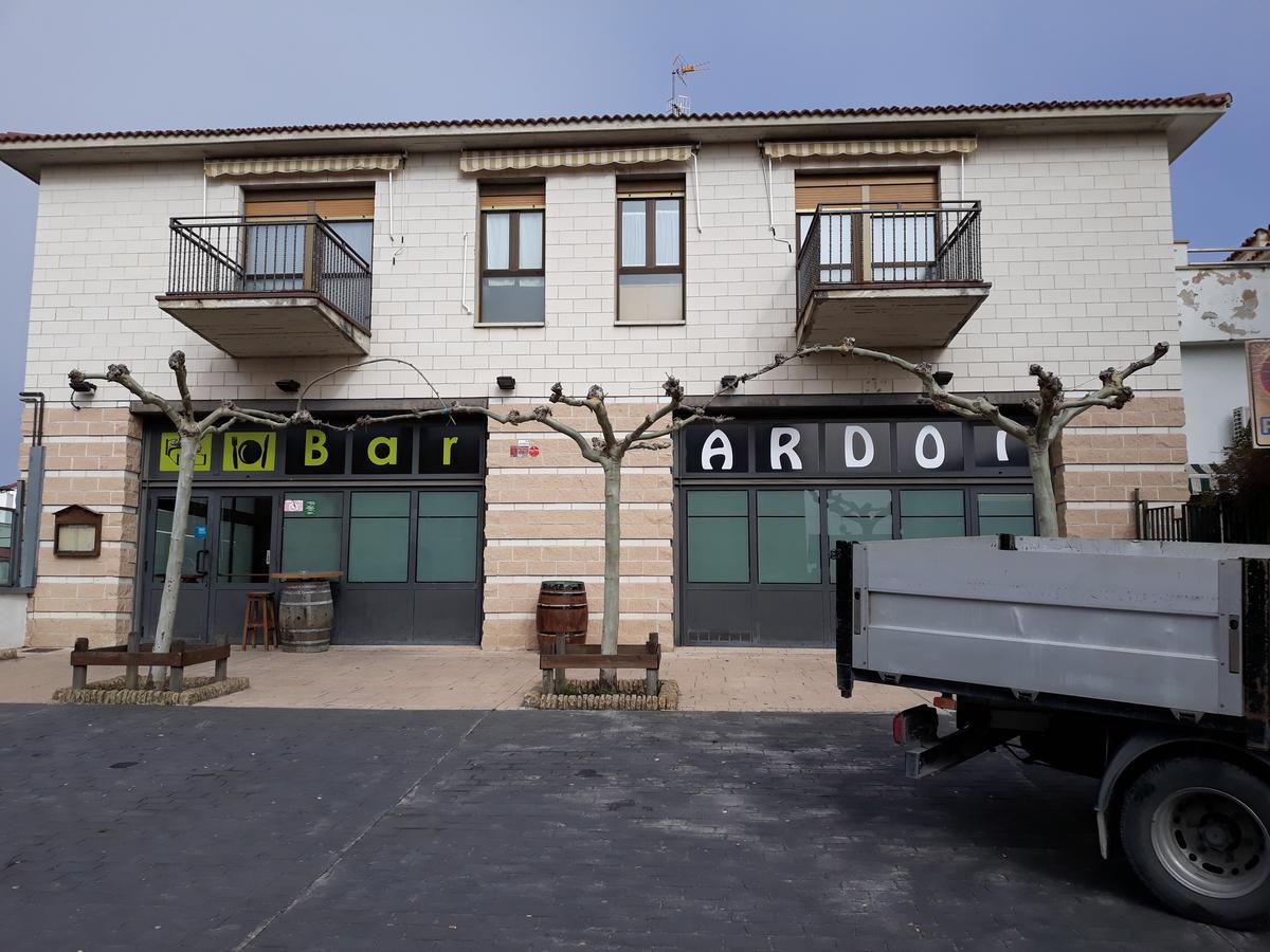 Hostal Ardoi Zizur Mayor Exterior photo